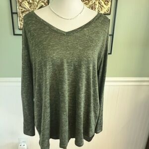 Faded Glory Women's Long Sleeve Top in Olive